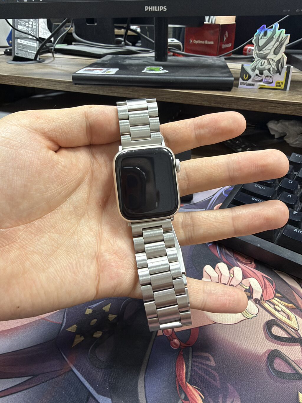 Apple Watch SE 40mm в комплекте коробка, сами часы, родная зарядка: фото 1