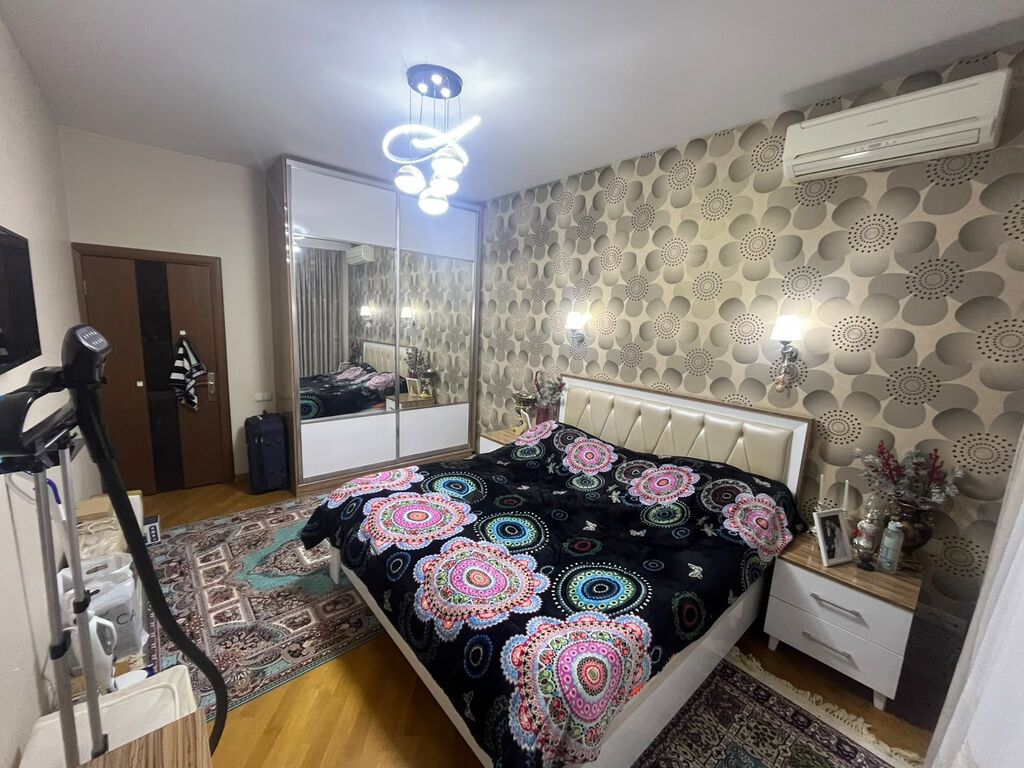 Binəqədi qəs. 4 otaqlı, 108 kv. m, Kredit yoxdur, Yeni təmirli