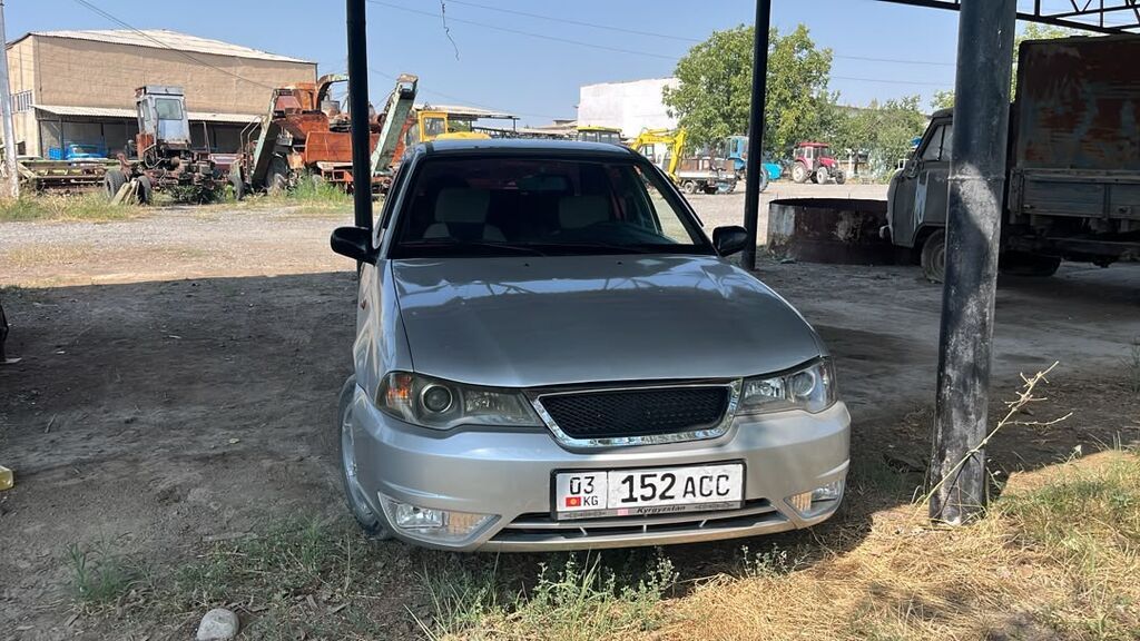 Daewoo Nexia: 2011 г., 1.5 л, Механика, Бензин, Седан: фото 1