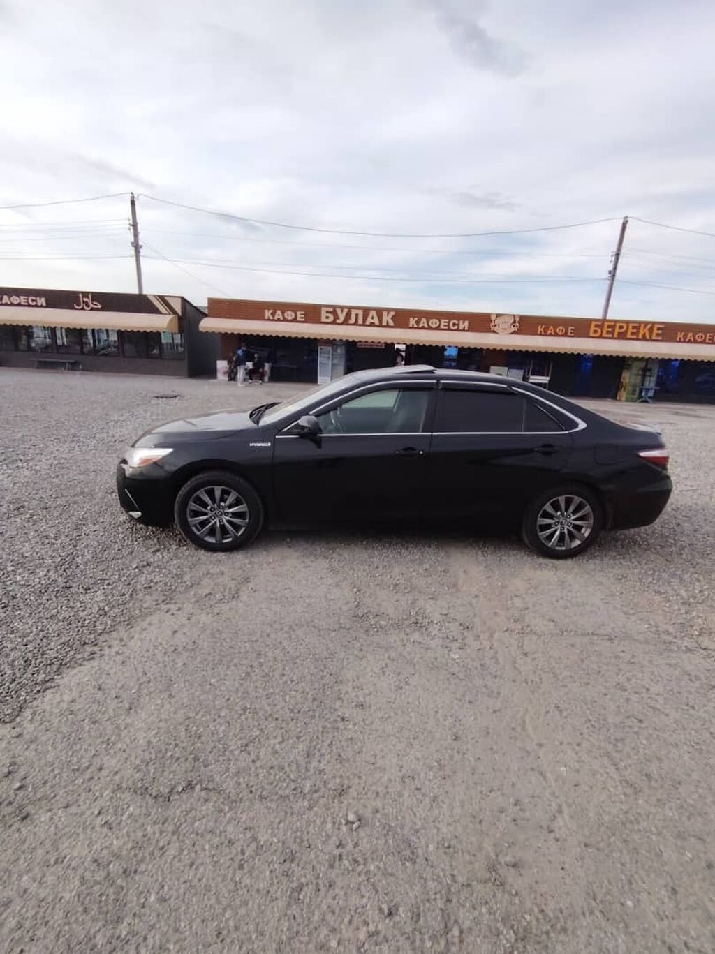 Toyota Camry: 2017 г., Гибрид, Седан: фото 5