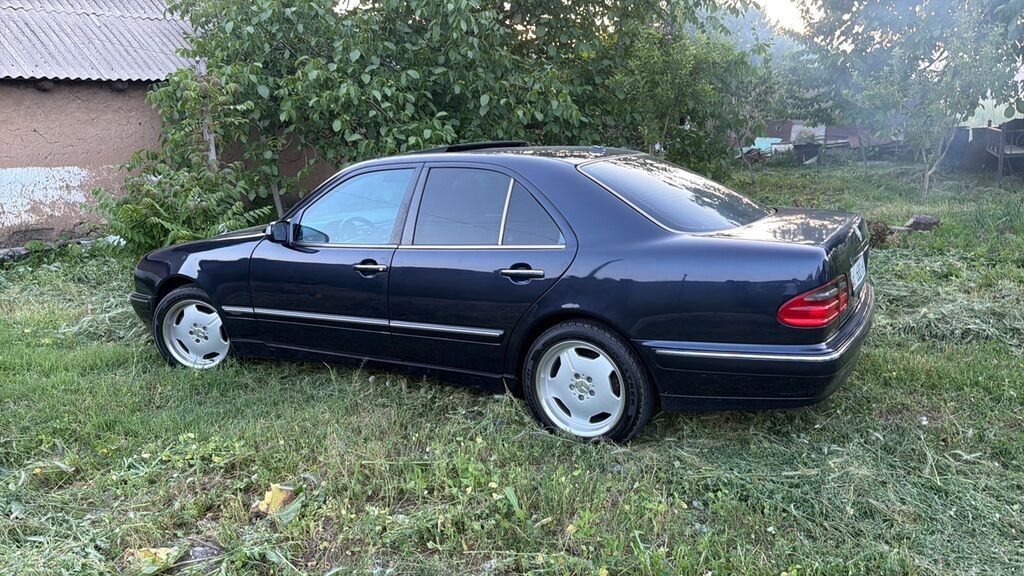 Mercedes-Benz E-Class: 2001 г., 3.2 л, Автомат, Бензин, Седан: фото 3