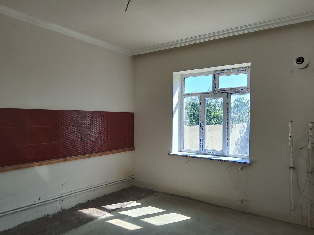 3 otaqlı, 100 kv. m, Yeni təmirli
