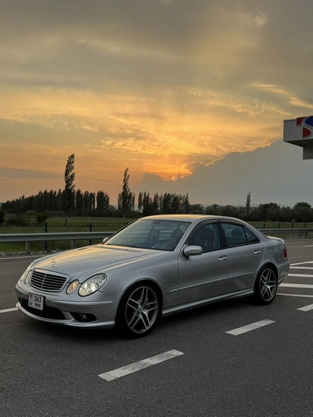 Mercedes-Benz E-класс AMG: 2005 г., 5.5 л, Автомат, Бензин, Седан: фото 5
