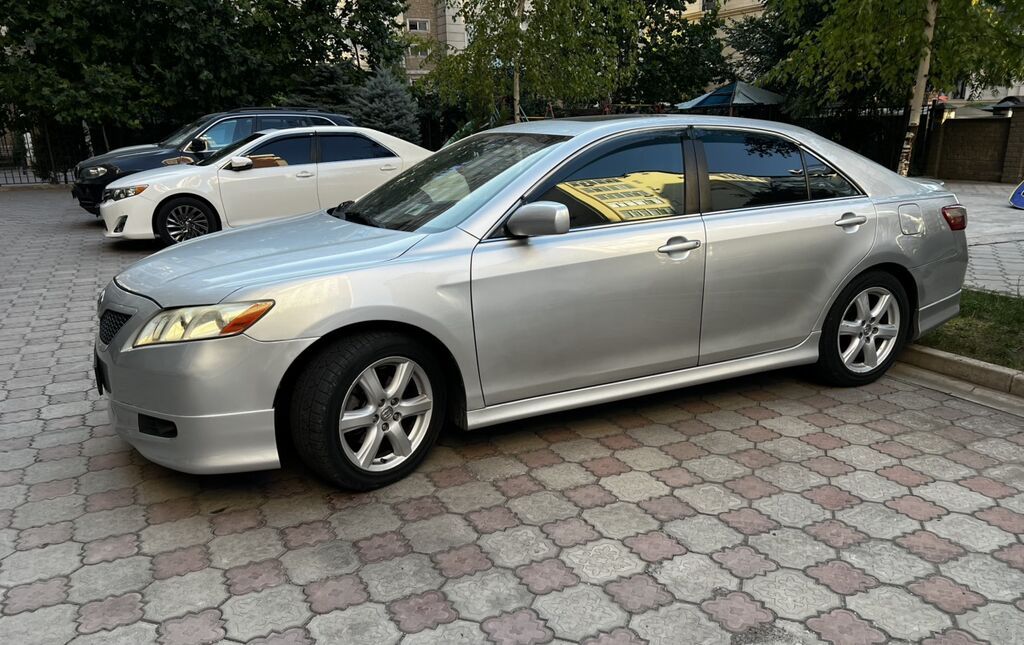 Toyota Camry: 2009 г., 2.5 л, Автомат, Бензин, Седан: фото 2