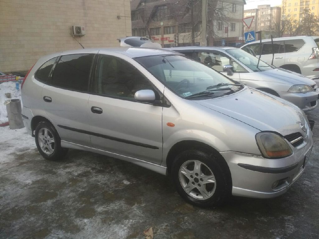 Nissan Almera Tino 2001 Za 3400 Usd V Bishkek Nissan Na Lalafo Kg