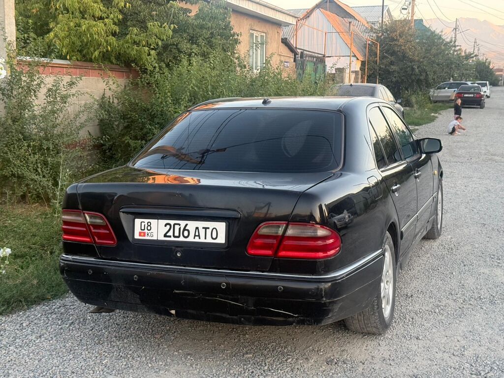 Mercedes-Benz E-Class: 1999 г., 2.4 л, Автомат, Бензин, Седан: фото 3