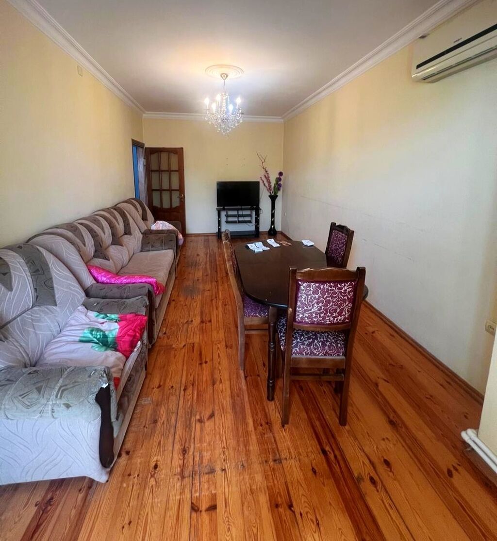 Əhmədlidə 3 otaqlı köhnə tikili mənzil satılır, 75 m², 195 000 AZN, şəkil 3 / 8