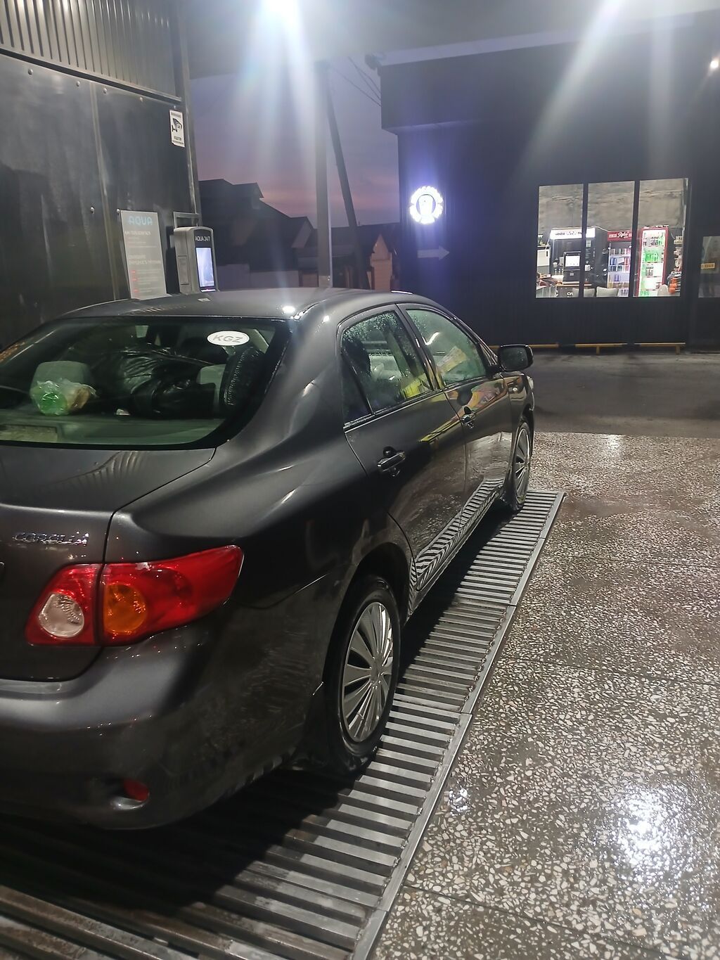 Toyota Corolla: 2008 г., 1.8 л, Механика, Бензин, Седан: фото 4