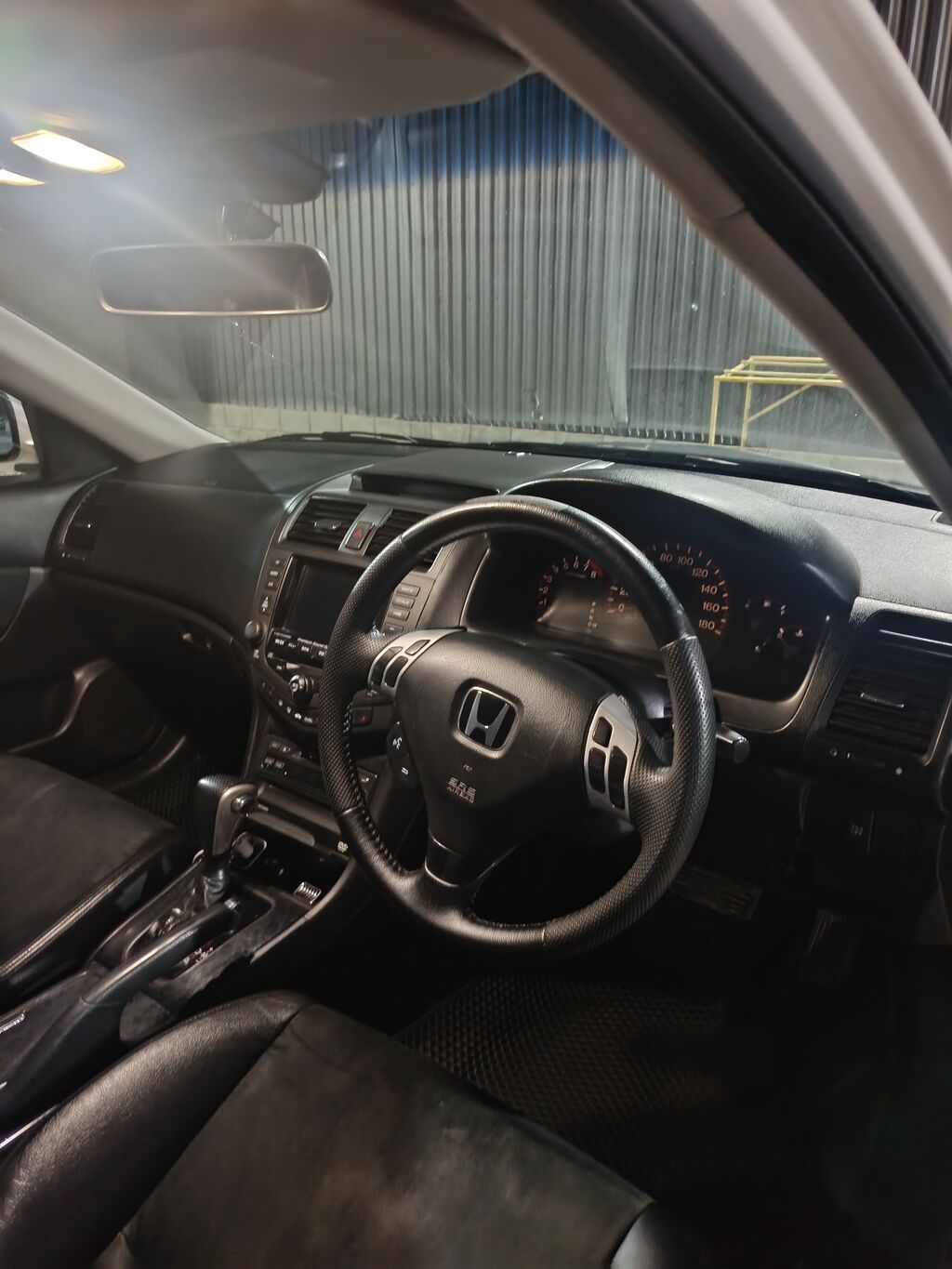 Honda Accord: 2003 г., 2.4 л, Автомат, Бензин, Седан: фото 6