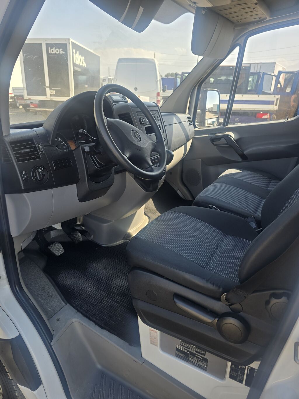 Mercedes-Benz Спринтер: 2010 г., 2.2 л, Механика, Дизель, Фургон: фото 6
