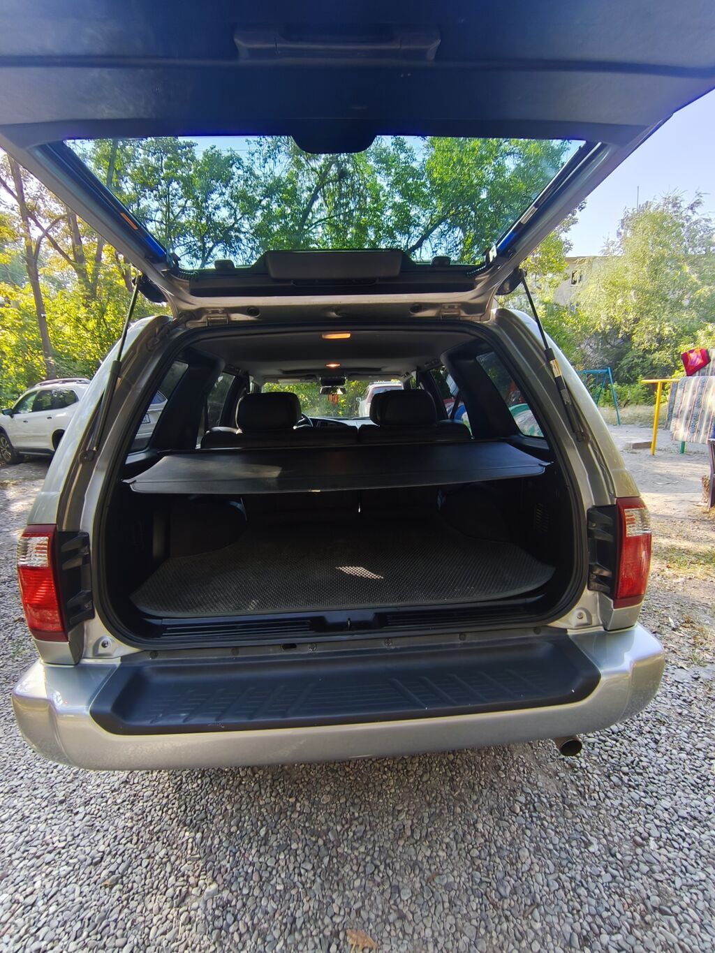 Infiniti QX4: 2001 г., 3.5 л, Автомат, Бензин, Внедорожник: фото 6