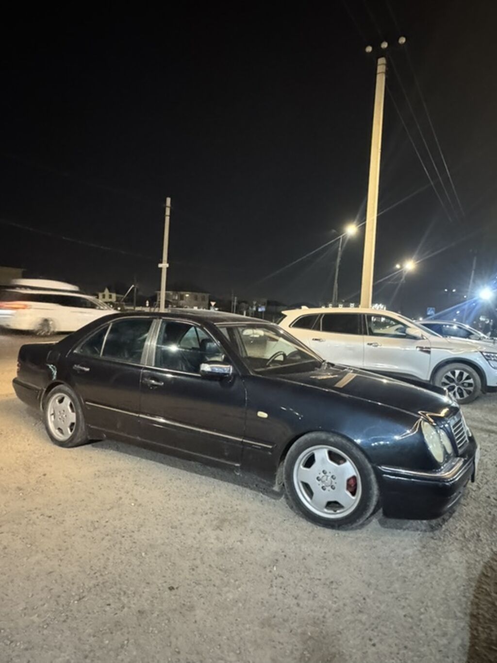 Mercedes-Benz E-Class: 1997 г., 5 л, Автомат, Бензин, Седан: фото 2