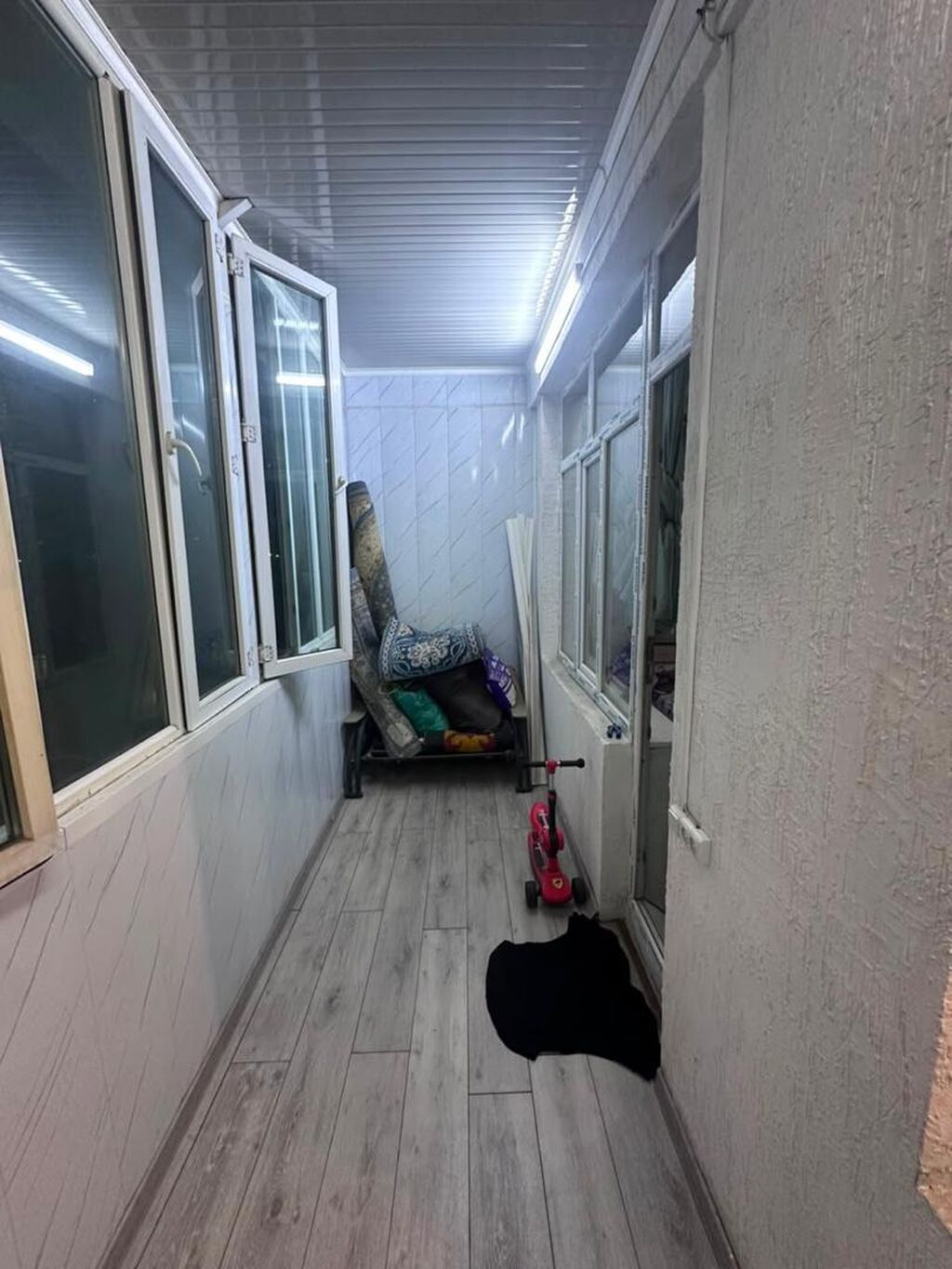 3 комнаты, 90 м², Кызыл Аскер 5 этаж, Евроремонт: фото 2