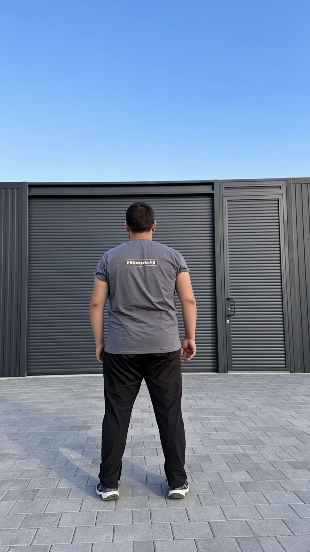 Роллетные и секционные ворота DoorHan — продажа и установка: фото 8