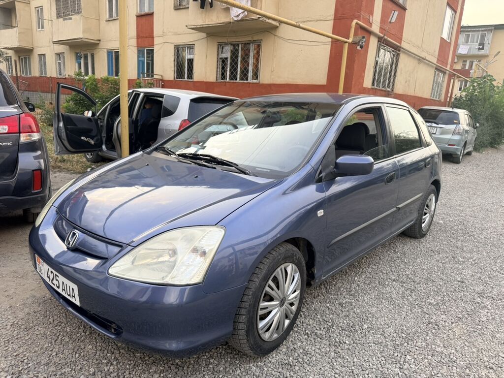 Honda Civic: 2003 г., 1.6 л, Механика, Бензин, Хэтчбэк: фото 2
