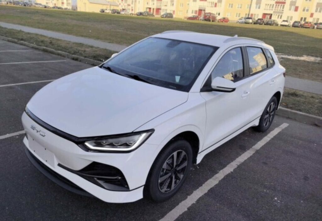 BYD E2