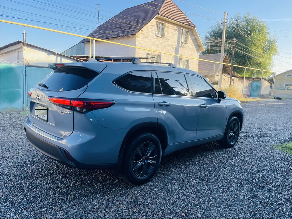 Toyota Highlander: 2022 г., 2.5 л, Автомат, Гибрид, Кроссовер: фото 4
