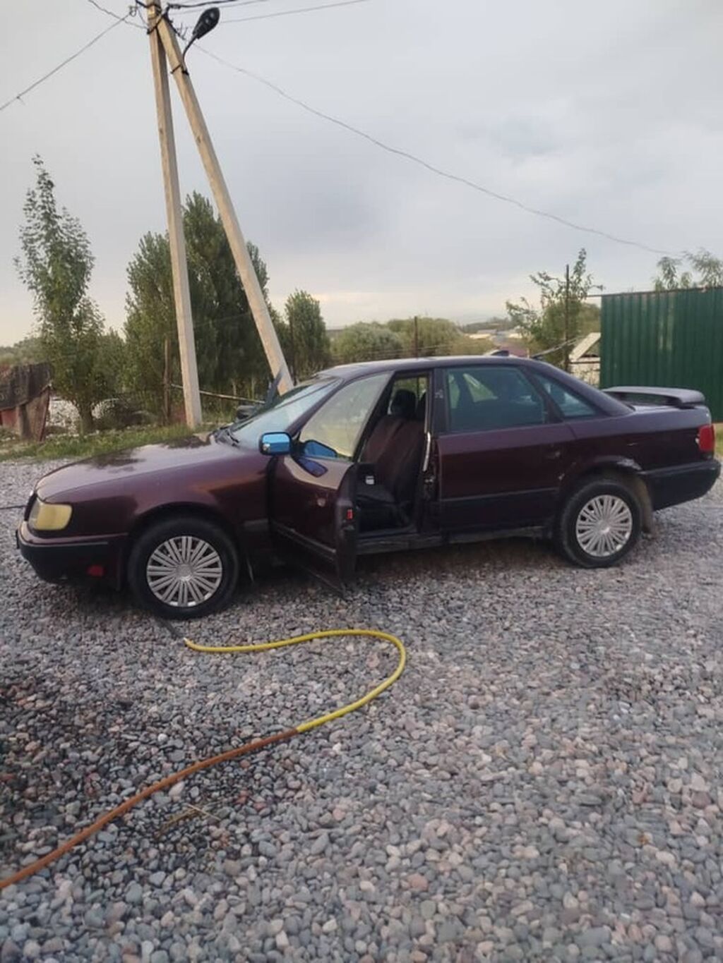 Audi 100, 1991 г., 2.3 л, механика, бензин, седан: фото 4