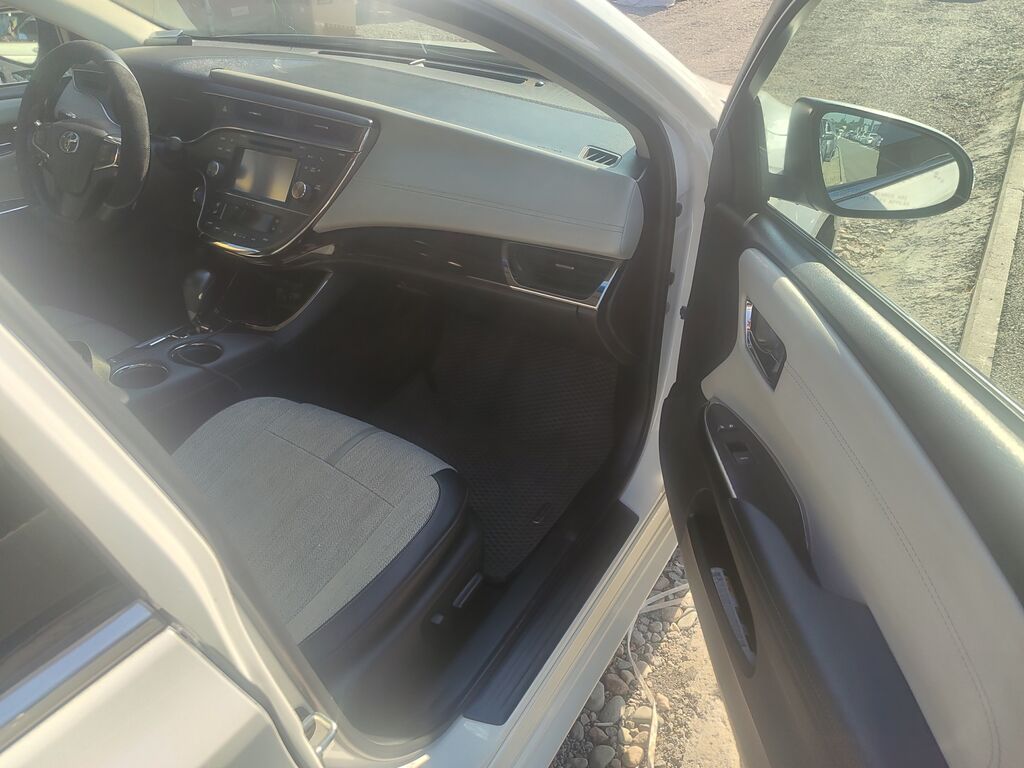 Toyota Avalon: 2015 г., 2.5 л, Автомат, Гибрид, Седан — фото 4
