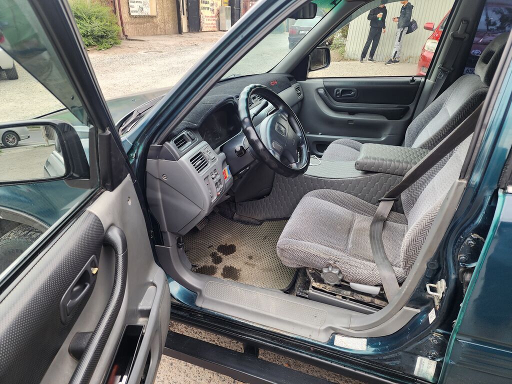 Honda CR-V: 1998 г., 2 л, Автомат, Бензин, Кроссовер: фото 6