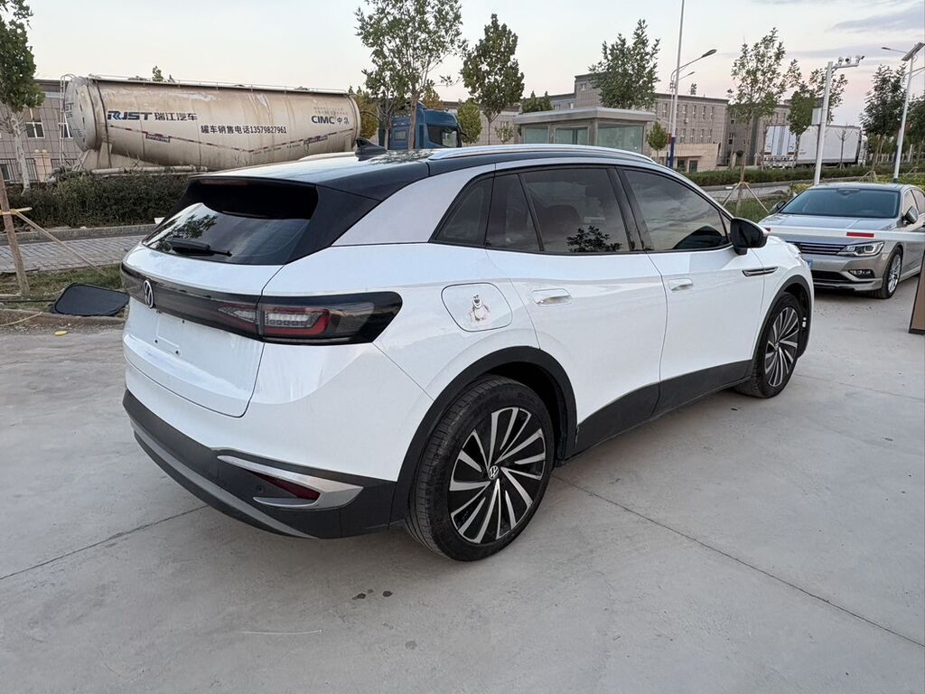 Volkswagen ID.4: 2022 г., Автомат, Электромобиль, Кроссовер: фото 5
