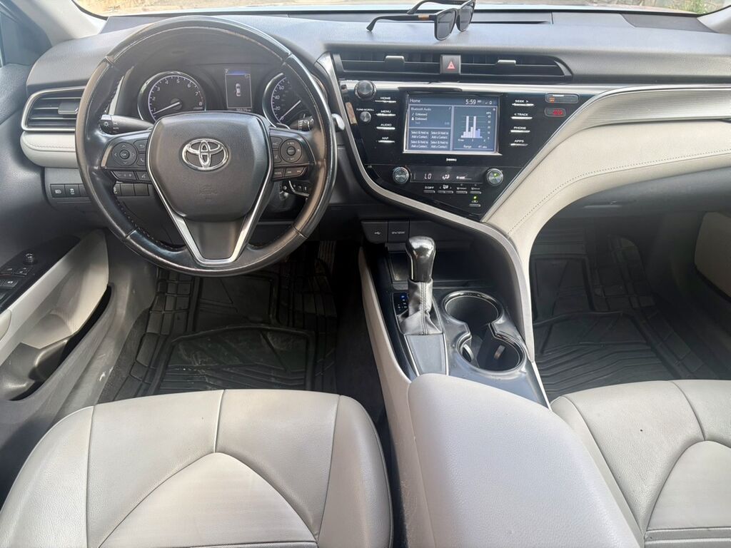 Toyota Camry: 2020 г., 2.5 л, Автомат, Бензин, Седан: фото 6