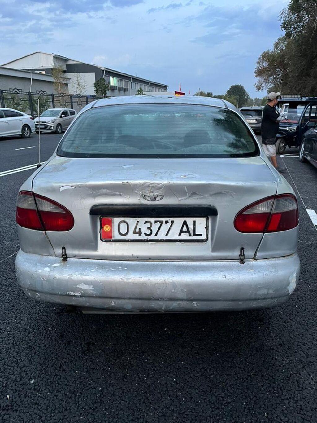 Daewoo Lanos: 1998 г., 1.5 л, Механика, Бензин, Седан: фото 6
