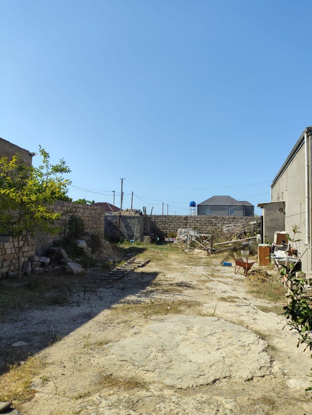 4 otaqlı, 120 kv. m, Kredit yoxdur, Təmirsiz