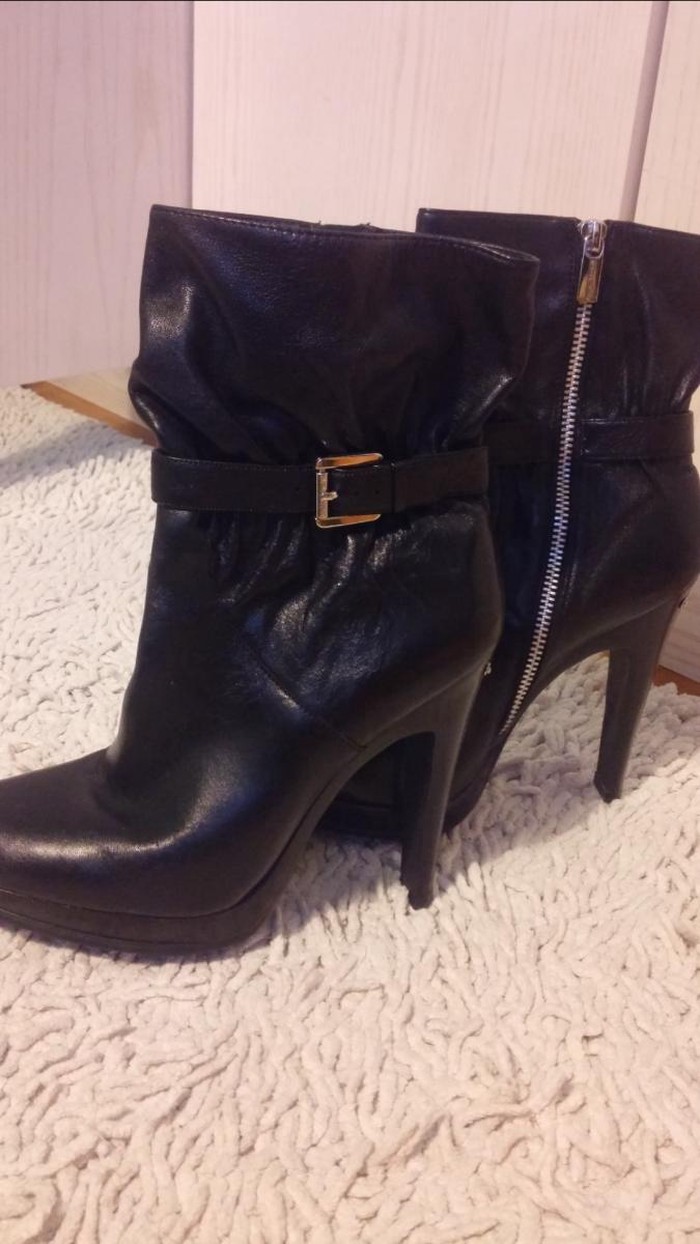 Γυναικεία είδη Υπόδησης: Michael Kors Ankle Boots σε lalafo.gr Michael Kors Ankle Boots σε Βούλα