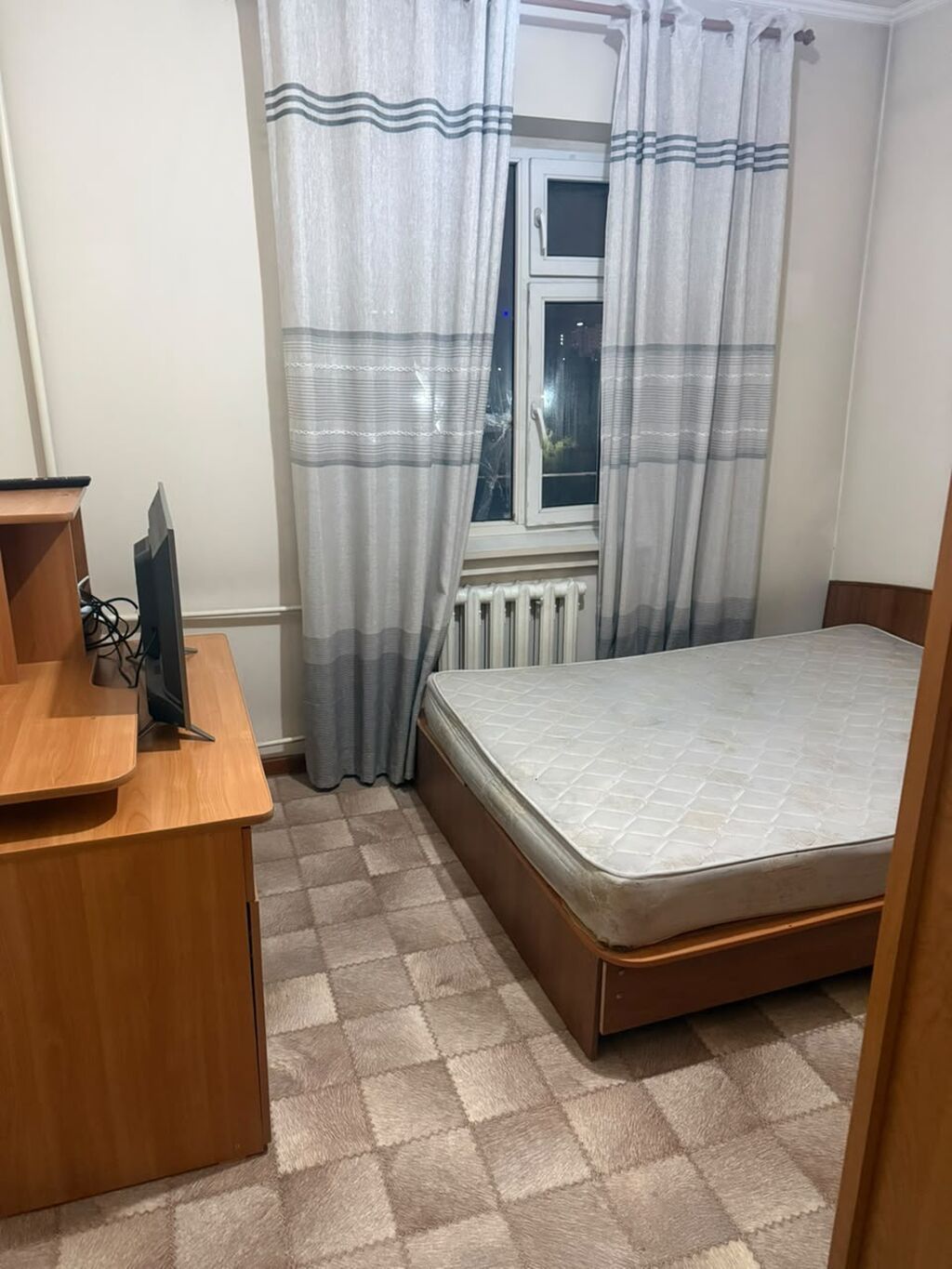 Сдается комната. Адрес: Боконбаева/ шопокова Семейным и парням не: фото 3