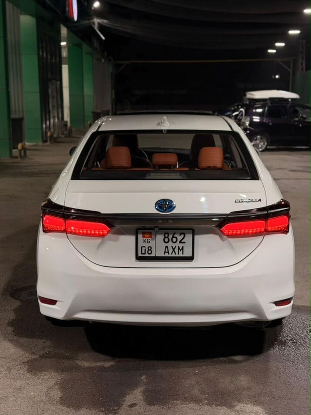 Toyota Corolla: 2021 г., 1.8 л, Автомат, Гибрид, Седан: фото 5