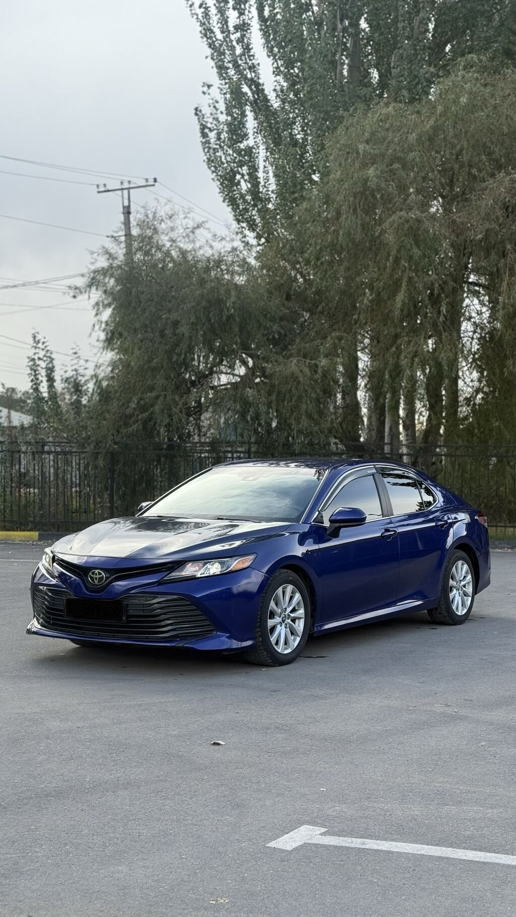Toyota Camry: 2018 г., 2.5 л, Автомат, Бензин, Седан: фото 2