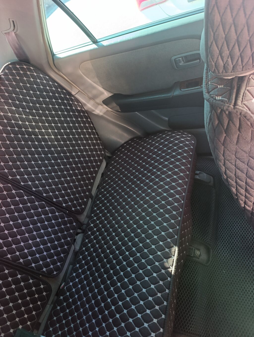 Toyota Harrier: 1999 г., 3 л, Бензин, Кроссовер: фото 7