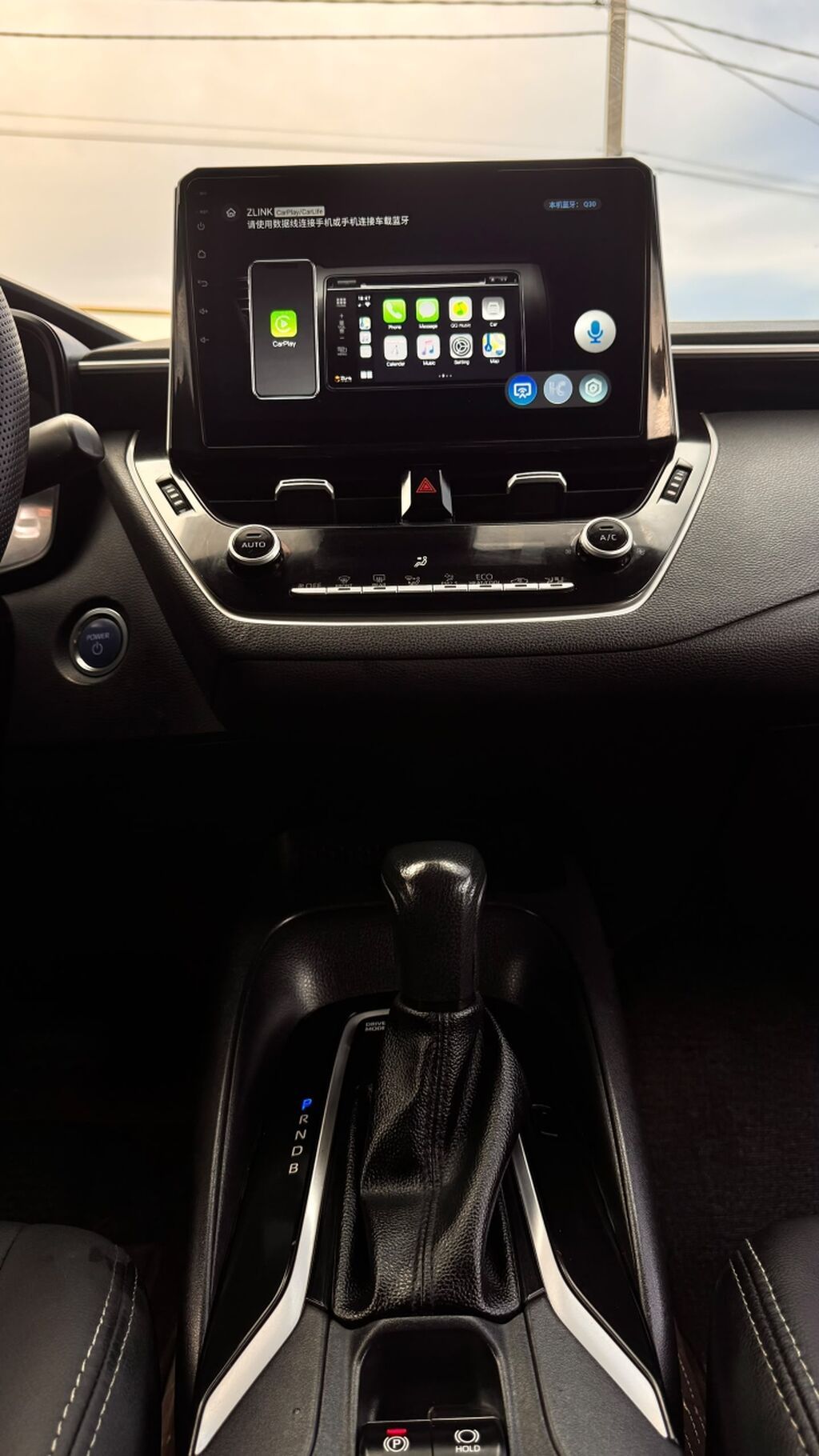 Toyota Corolla: 2019 г., 1.8 л, Автомат, Гибрид, Седан: фото 7