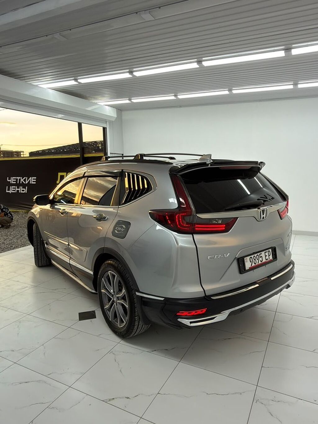 Honda CR-V: 2021 г., 2 л, Вариатор, Гибрид, Кроссовер: фото 2