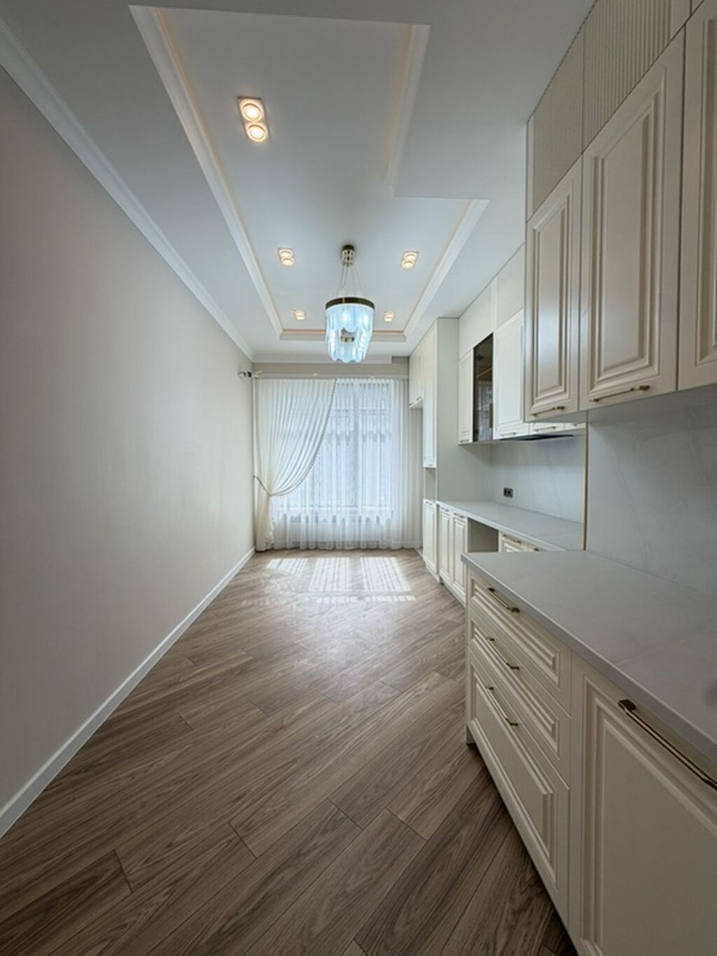 3 комнаты, 103 м², Элитка, 7 этаж, Евроремонт: фото 2