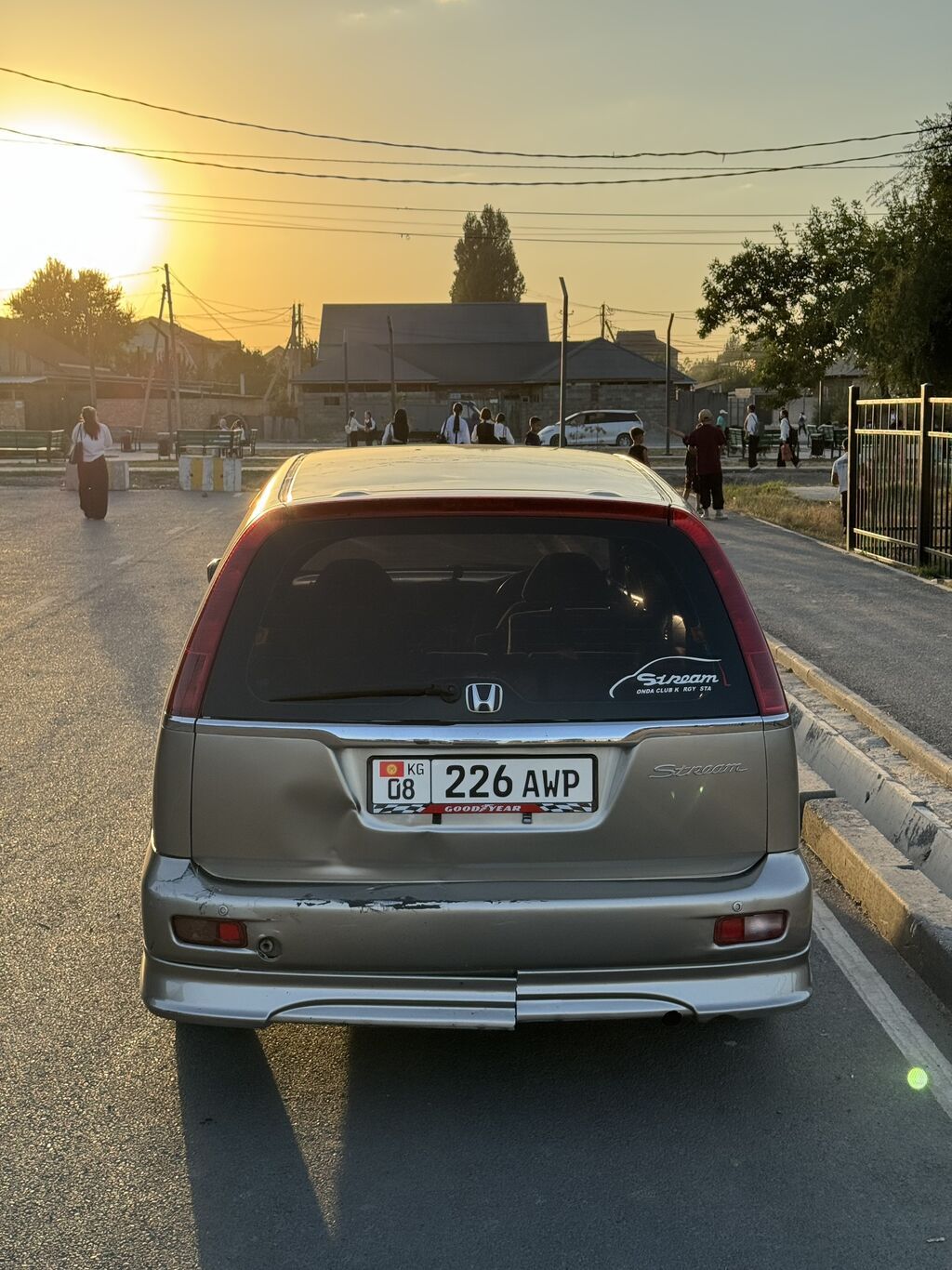 Honda Stream: 2001 г., 1.7 л, Автомат, Бензин, Минивэн: фото 6
