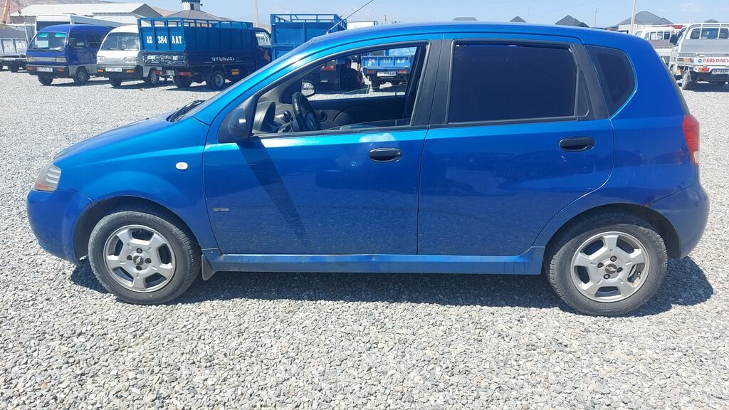 Chevrolet Aveo: 2005 г., 1.2 л, Механика, Бензин, Хэтчбэк: фото 4