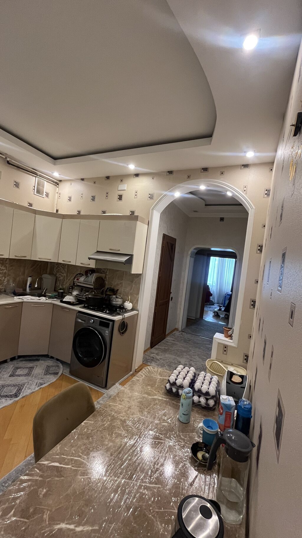 Sumqayıt, 3 otaqlı, Köhnə tikili, 92 kv. m
