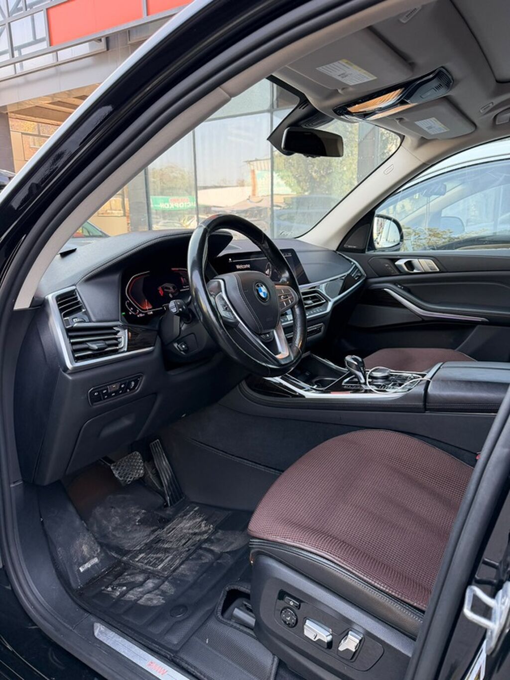 BMW X7: 2019 г., 3 л, Автомат, Бензин, Кроссовер: фото 4