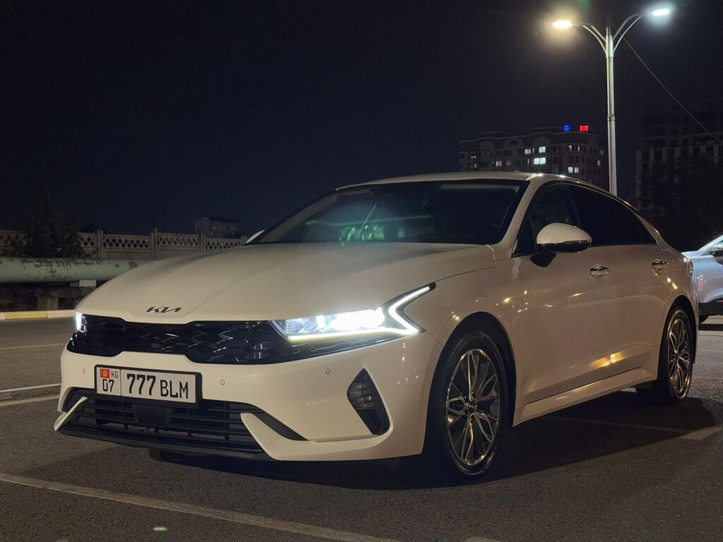 Kia K5: 2022 г., 2 л, Автомат, Гибрид, Лифтбек: фото 5