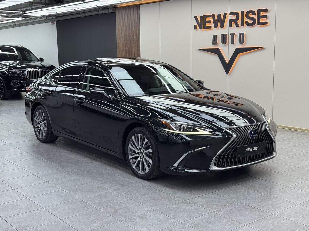 Lexus ES: 2021 г., 2.5 л, Вариатор, Гибрид, Седан: фото 3