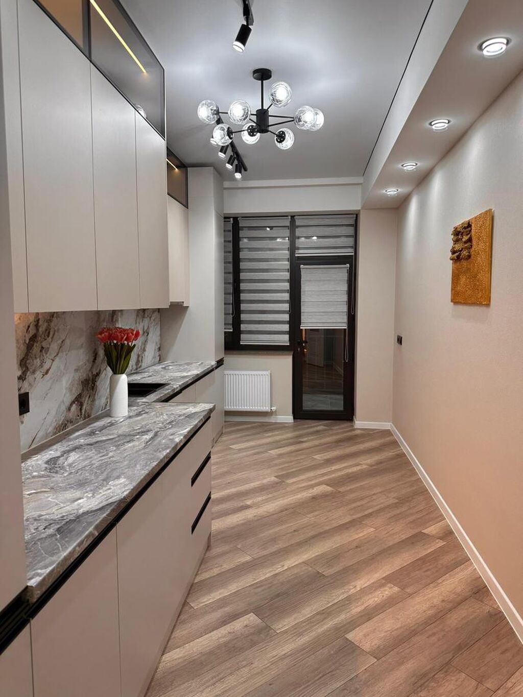 3 комнаты, 97 м², Асанбай мкр Элитка, 12 этаж, Дизайнерский ремонт: фото 3