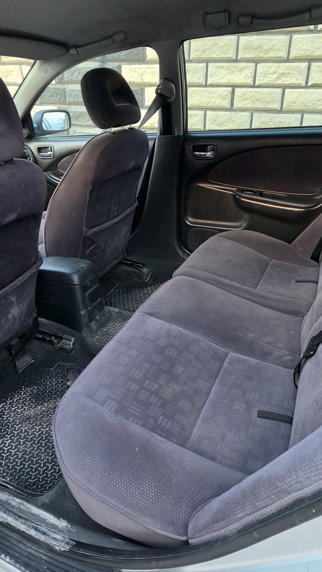 Toyota Avensis: 2002 г., 2 л, Механика, Дизель, Универсал: фото 6