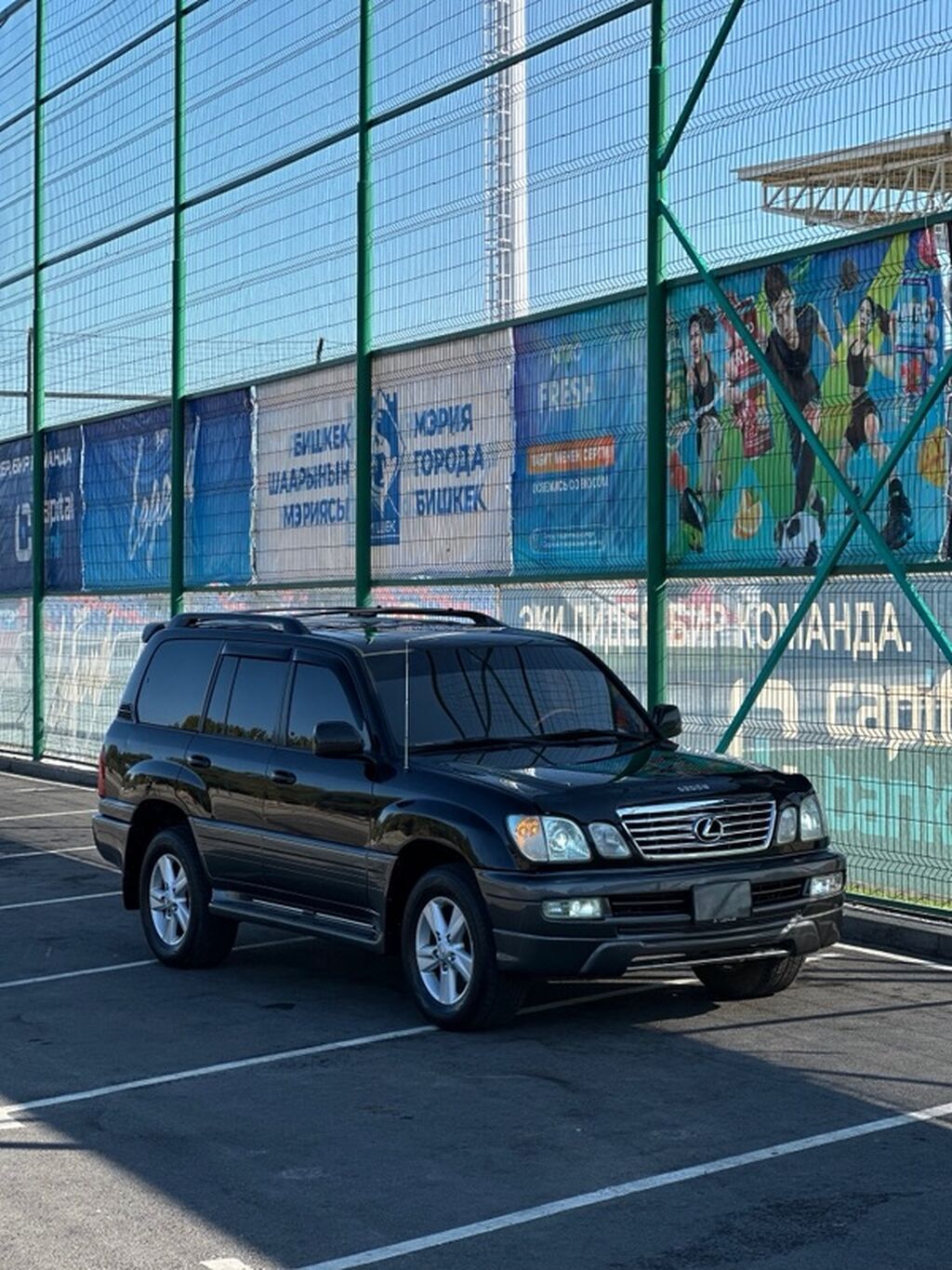 Lexus LX: 2005 г., Автомат, Бензин, Внедорожник: фото 1