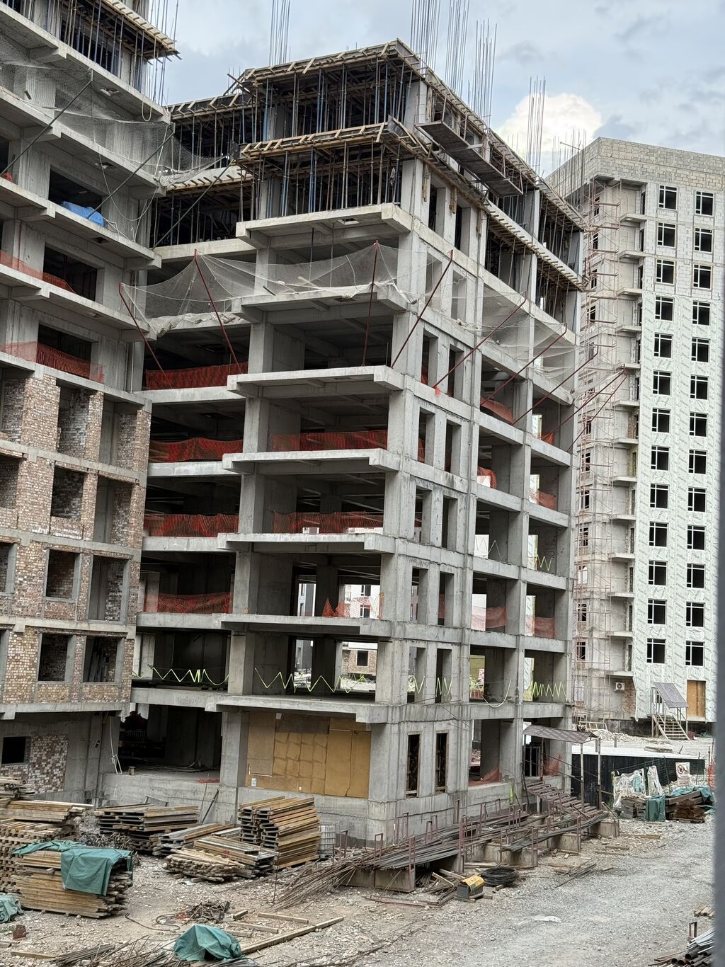 3 комнаты, 102 м², Элитка, 14 этаж, ПСО (под самоотделку): фото 2