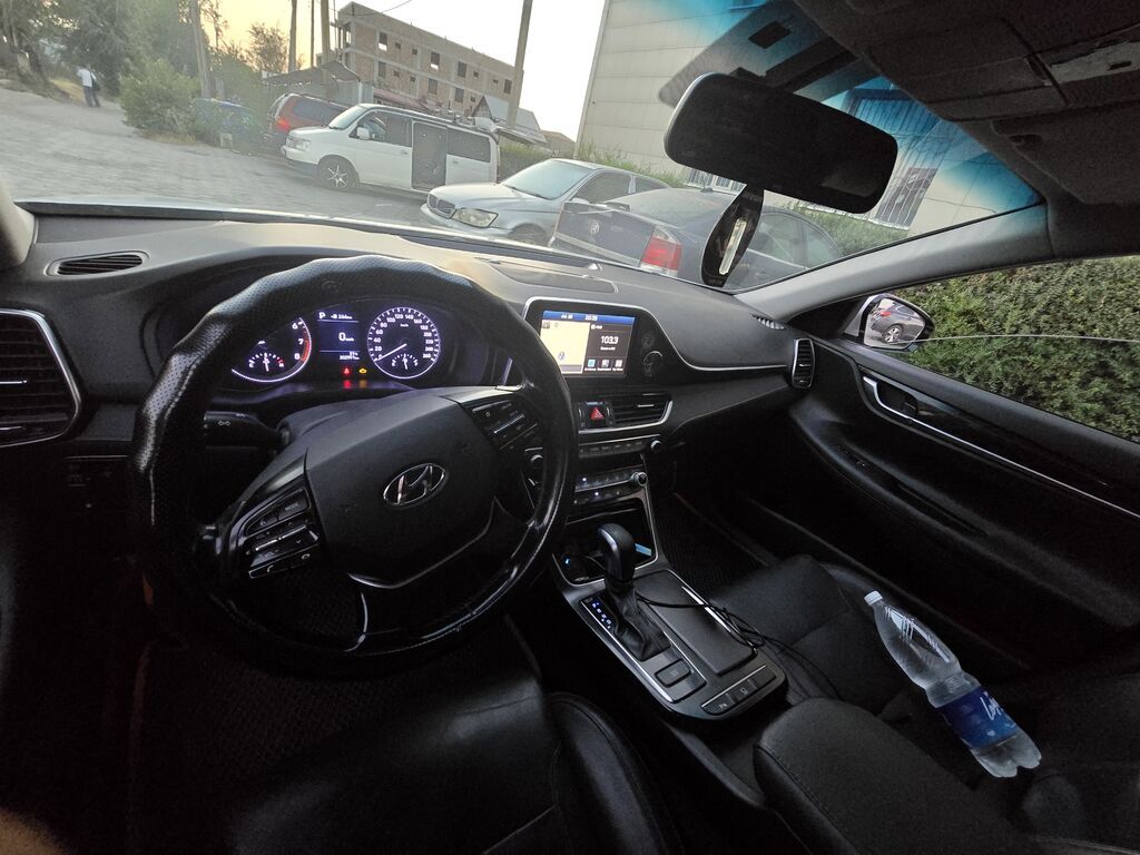 Hyundai Grandeur: 2018 г., 3 л, Автомат, Седан: фото 6