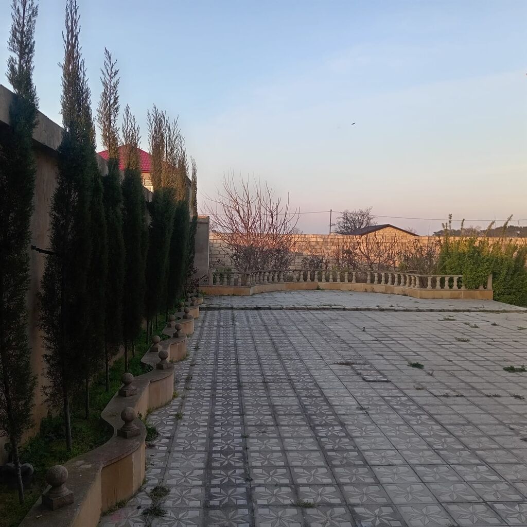 Qala qəs. 5 otaqlı, 120 kv. m