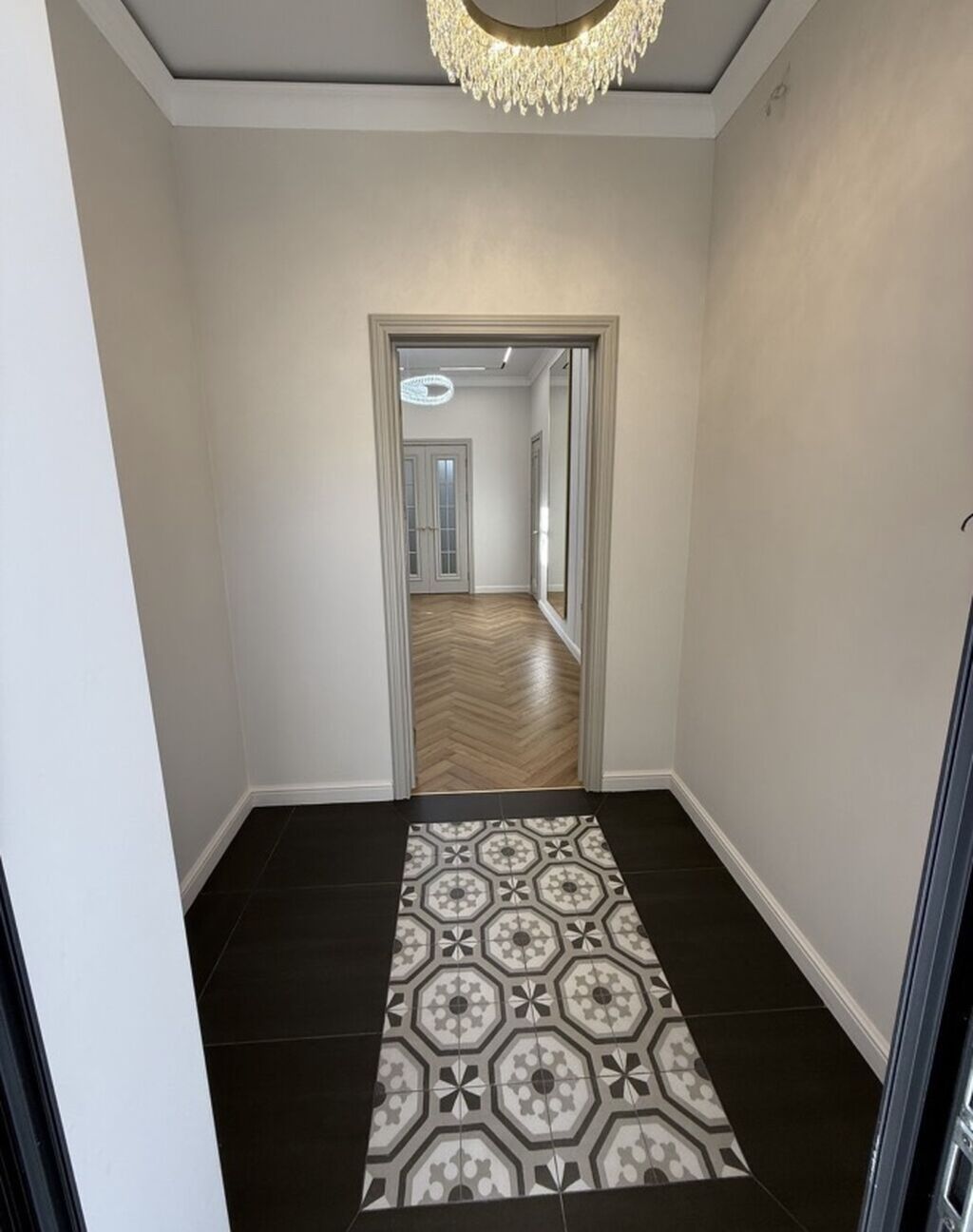 6 комнат и более, 340 м², Бишкек, Арча-Бешик ж/м: фото 4