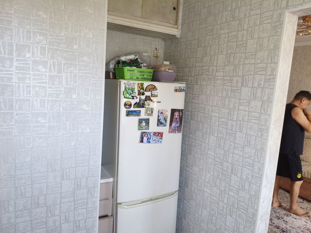 3 комнаты, 58 м², 104 серия, 4 этаж, Косметический ремонт: фото 4